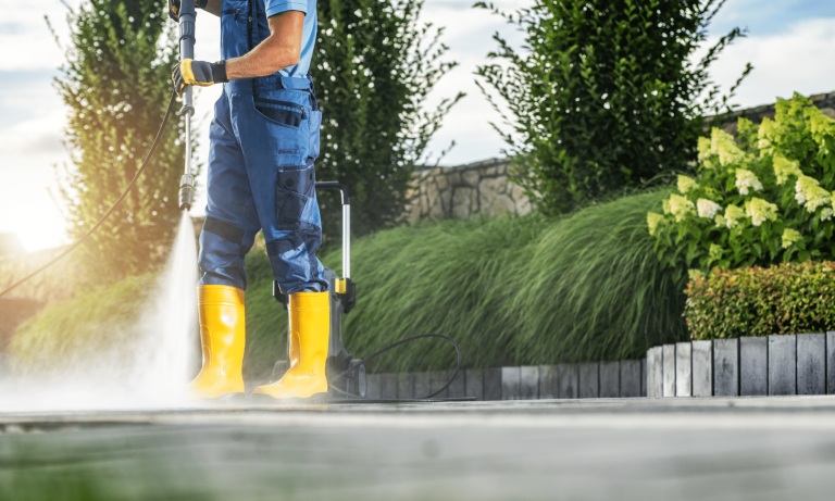 commercial pressure washing