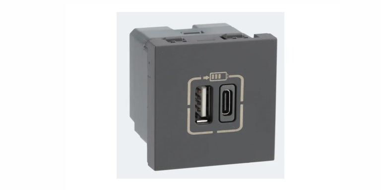 USB socket
