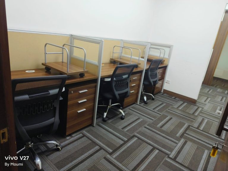 office in Salt Lake Sector 5